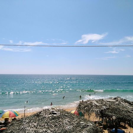 Sunnys Beach Guest House ヒッカドゥワ エクステリア 写真